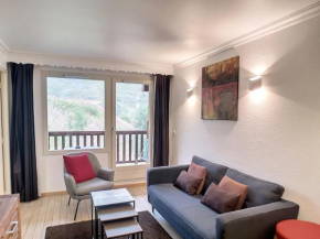 Cocon de 40m² pour 5 personnes avec 2 chambres à Les Menuires, accès direct aux pistes et balcon sud - FR-1-178-379